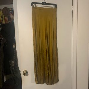 ⭐️Silky Gold High Waist Wide Leg Pants M